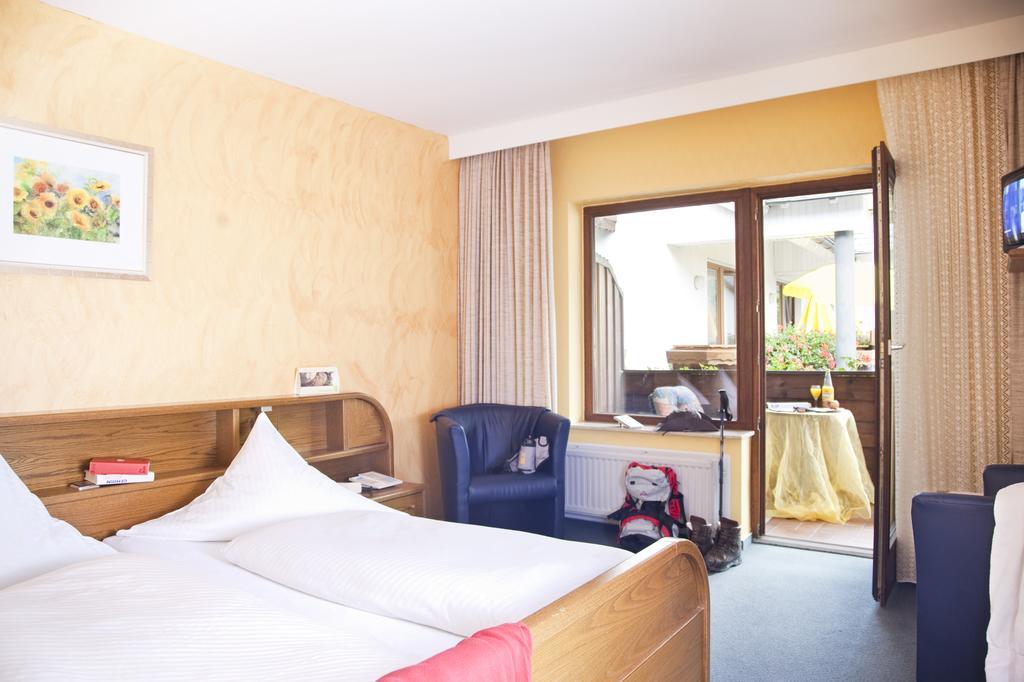 Bio-Hotel Uplaender Hof วิลลิงเงิน ห้อง รูปภาพ